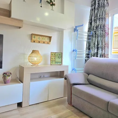 Pearl One Bedroom Full Kitchenapartment City Center By Namaste Elite * トレモリノス