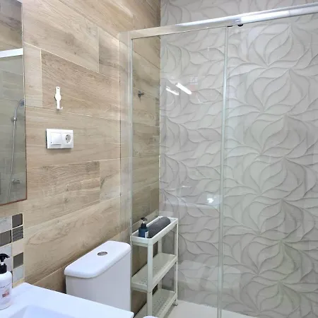 Lägenhet Pearl One Bedroom Full Kitchenapartment Center By Namaste Elite