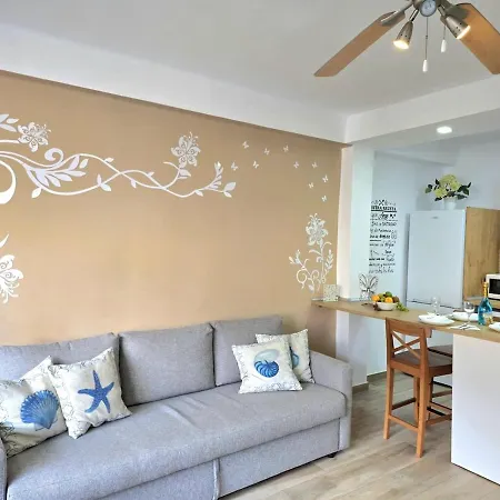 Pearl One Bedroom Full Kitchenapartment Center By Namaste Elite Lägenhet Torremolinos